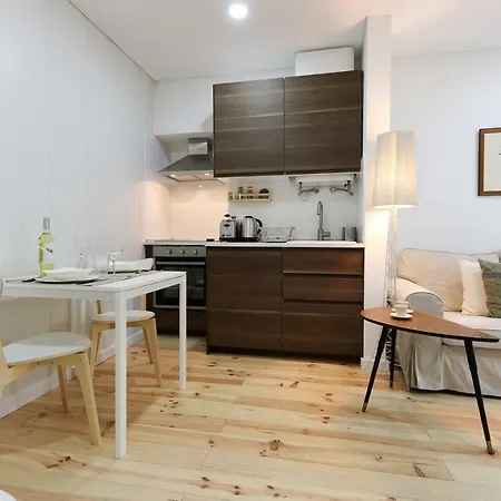 Cool Tailor Made Flat